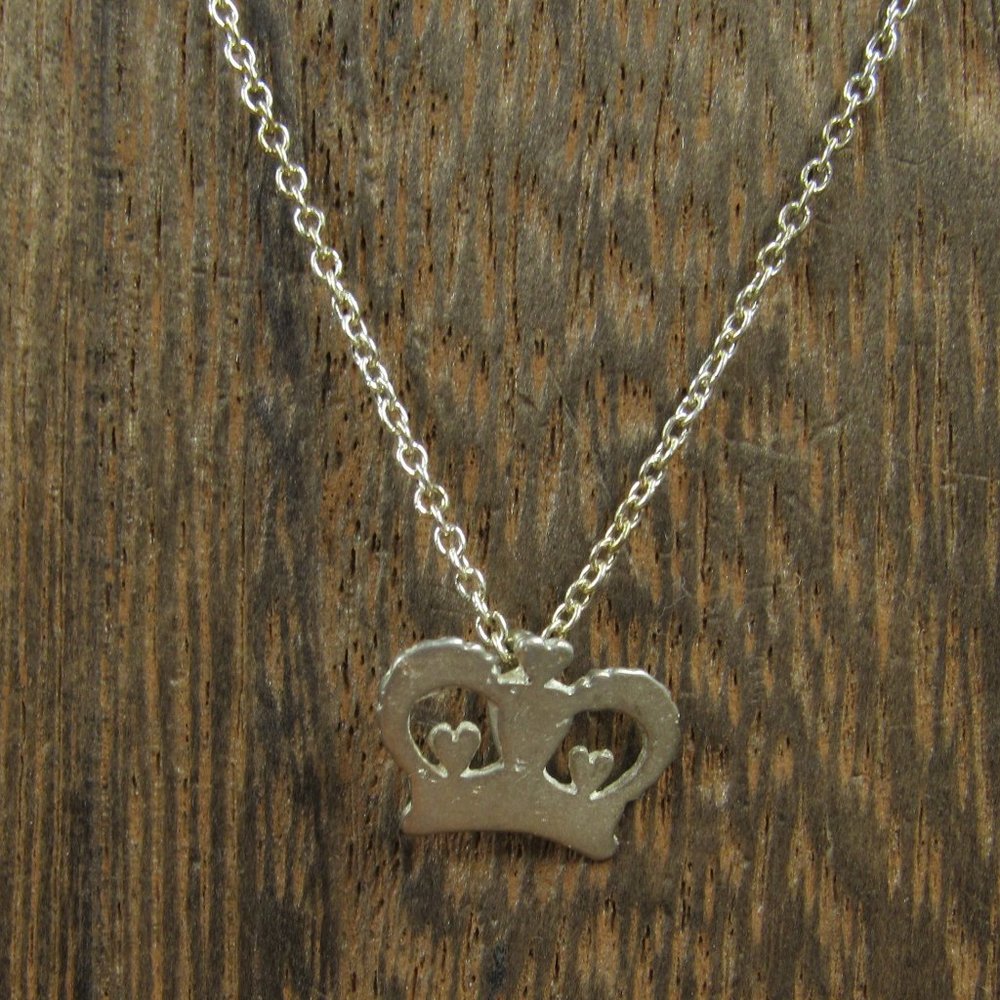 16" Sterling Silver Tiny Crown Rustic Pendant Nec… - image 1